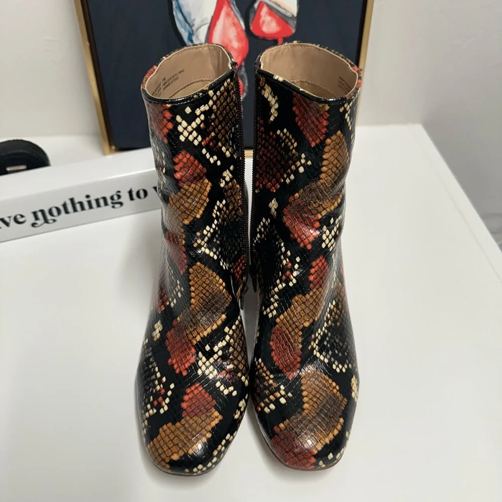 ⭐️⭐️ STEVE MADDEN Drama K Ankle Bootie ⭐️⭐️ VERY GENTLY USED - Picture 12 of 13